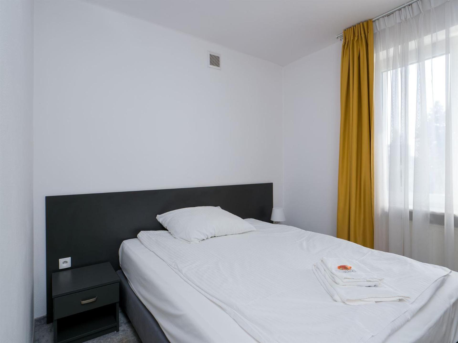 Park Apartamenty ชานูฟ ภายนอก รูปภาพ